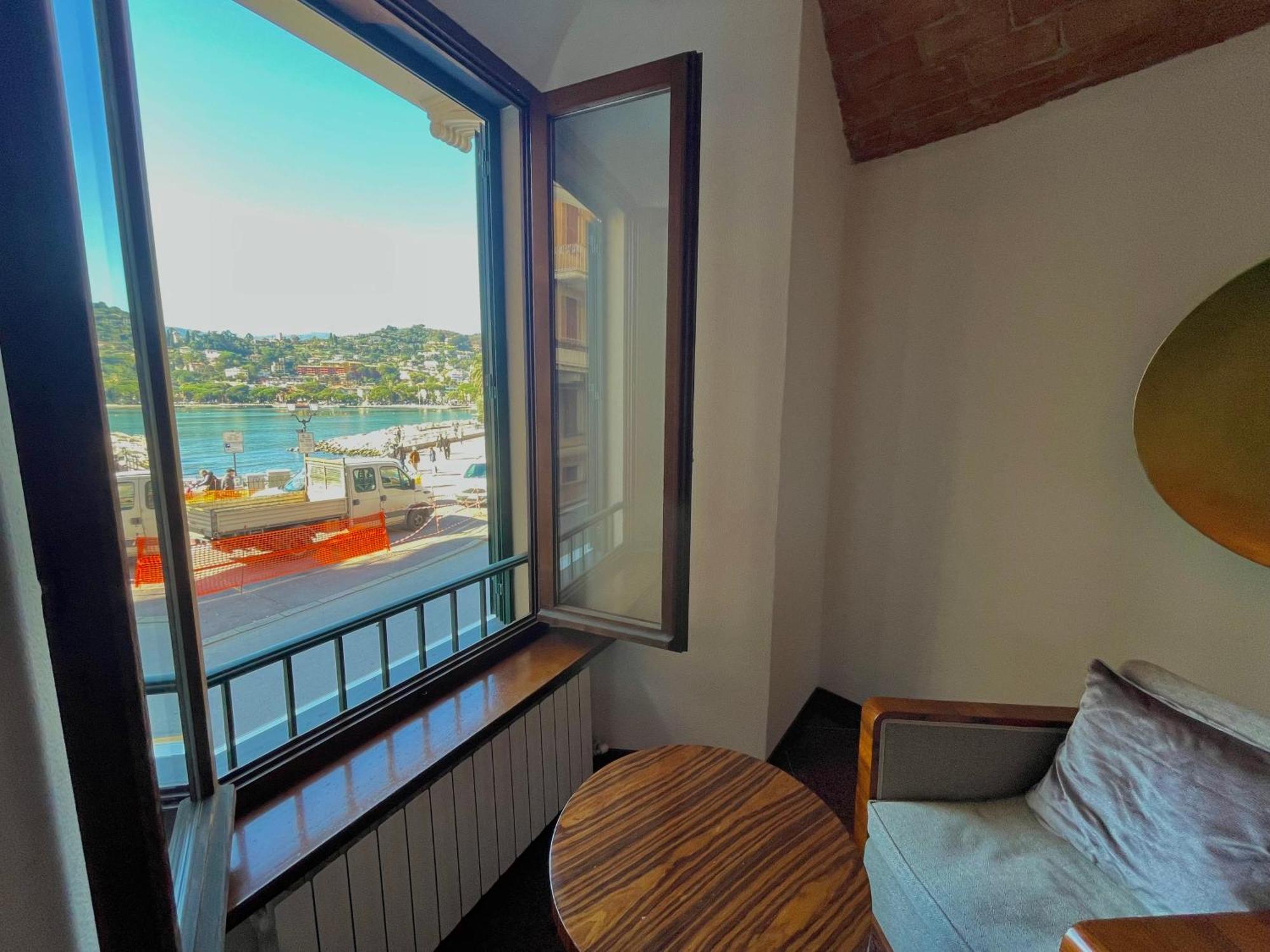 City Apartment On The Beach Rapallo Eksteriør billede